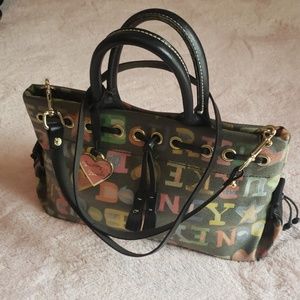 Dooney & Bourke Leather Handbag/Shoulder Purse